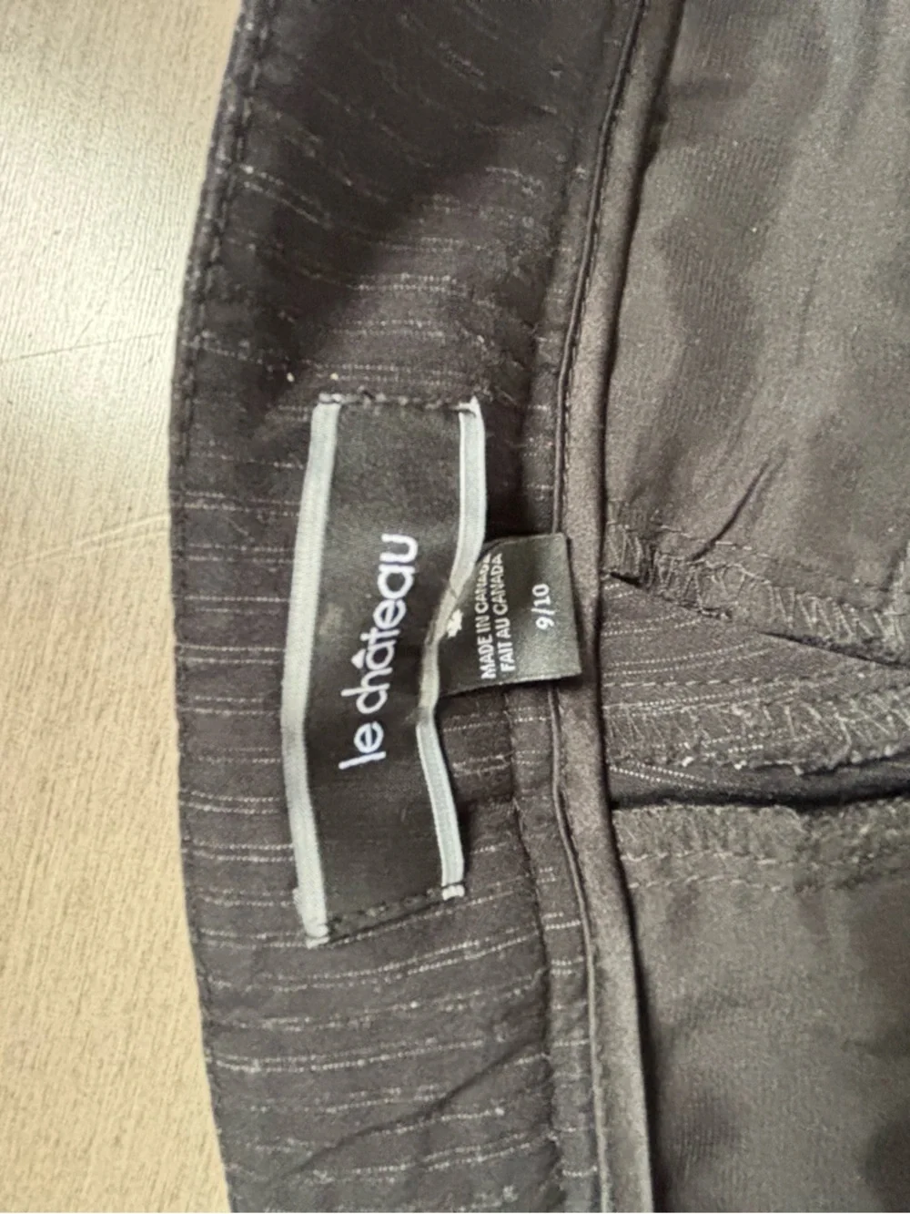 le chateau Black Pinstripe Women’s pantsuit - Picture 6 of 13